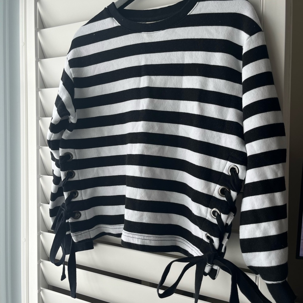 Striped sweatshirt
